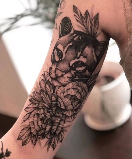 Tatto Leopardo com Rosas