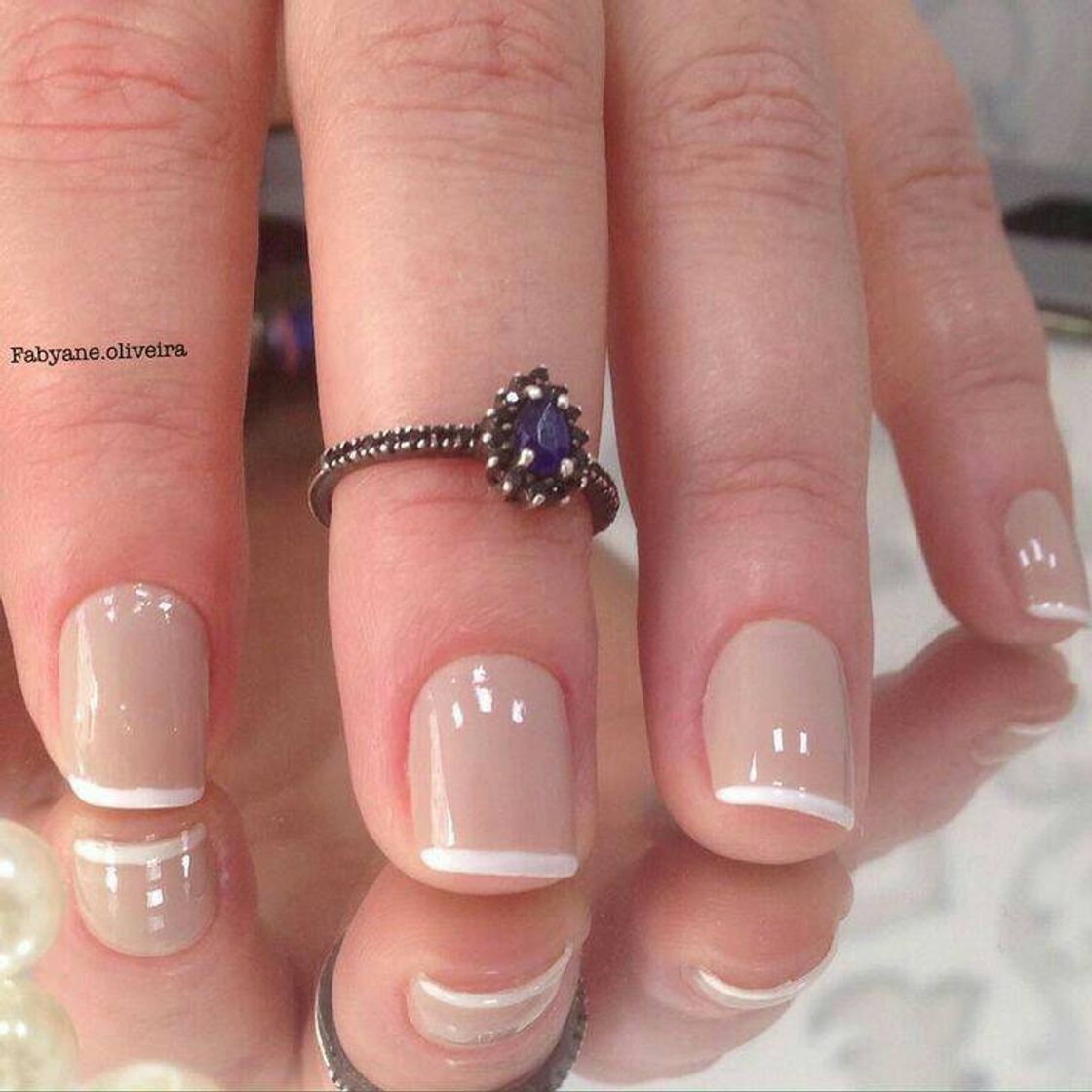 Moda Unhas pequenas