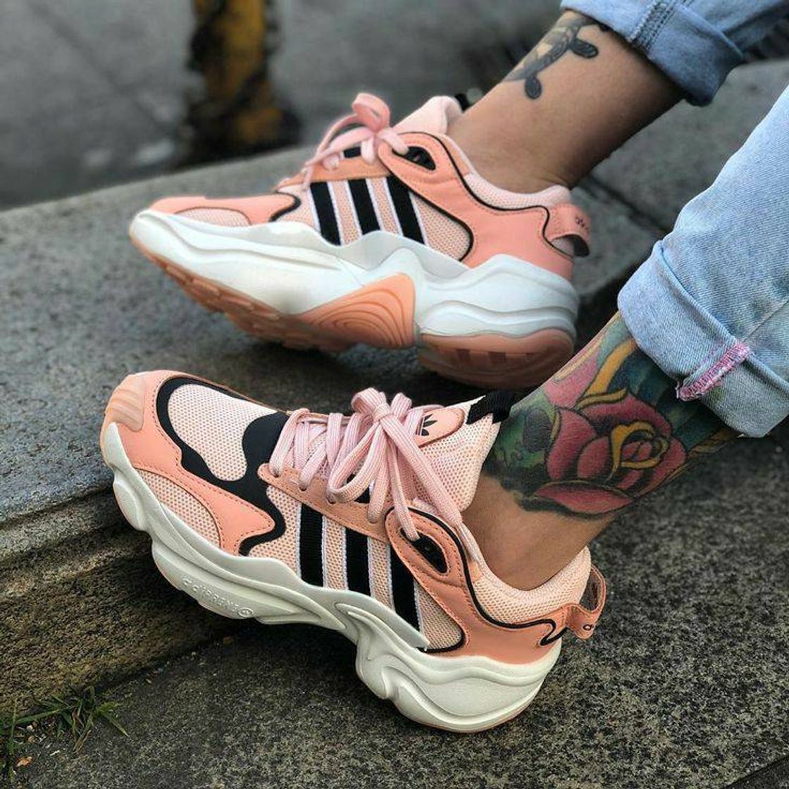 Moda Adidas Magmur Runner.