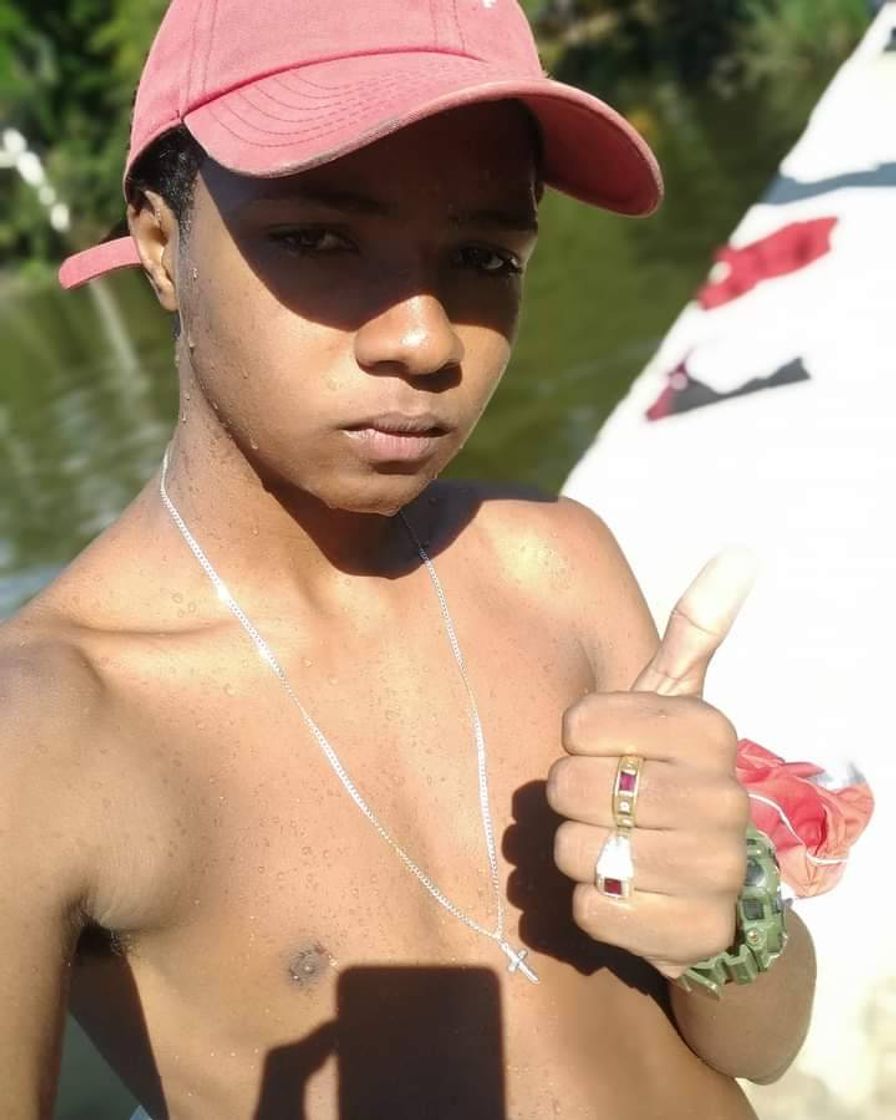 Social Ajuda aí galera com UP pra dar uma força ! 👍👍👍 #Musica 