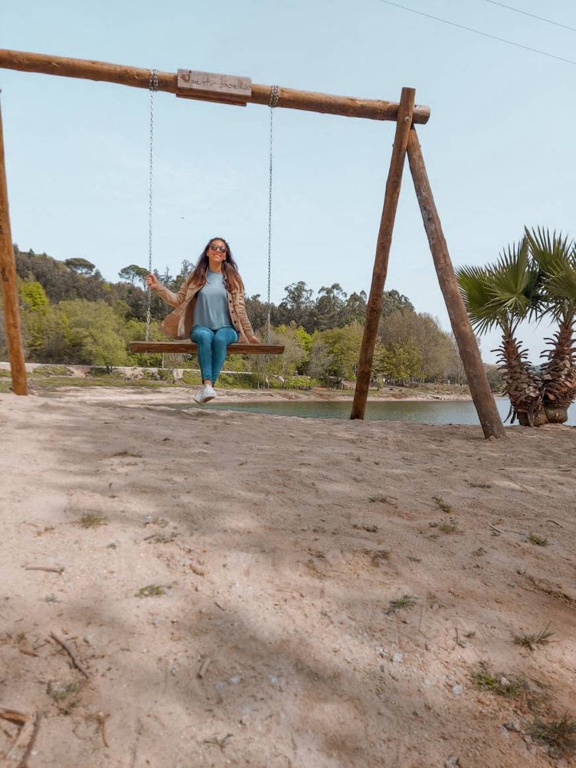 Lugar Praia fluvial de Boelhe - Parque das Familias