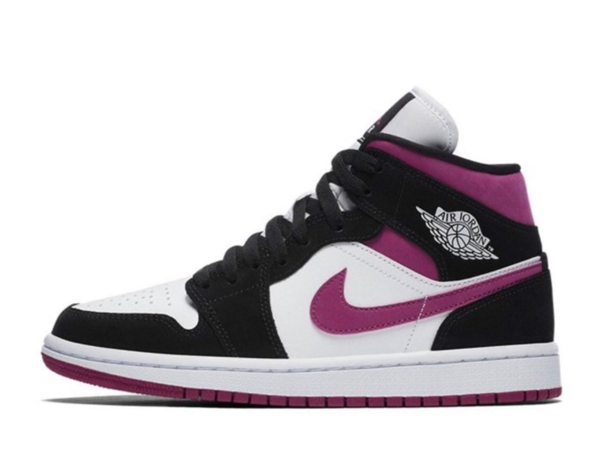 Moda Nike Womens WMNS Air Jordan 1 Mid 
Basketball Shoes/Sneakers