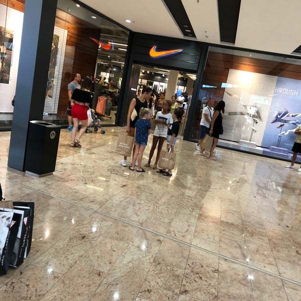 Place Nike Factory Store La Jonquera