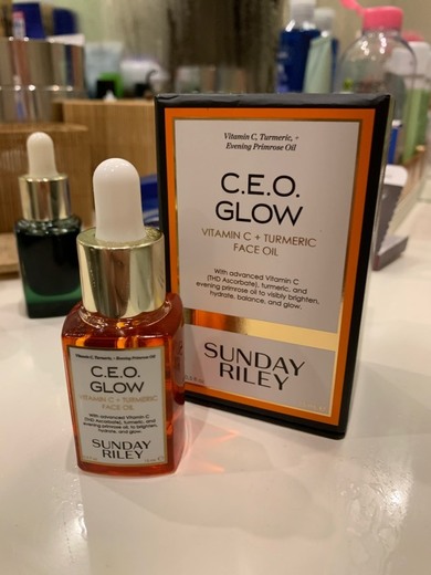 Sunday Riley CEO GLOW vitamin C + Turmeric face oil
