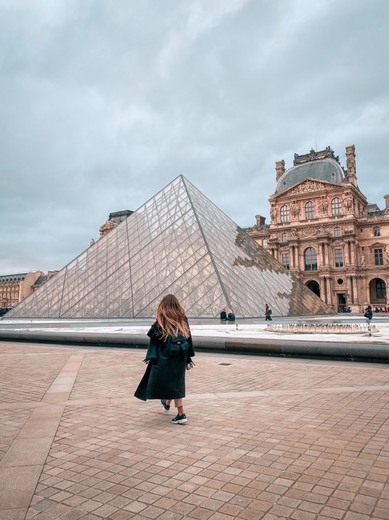 Museu do Louvre