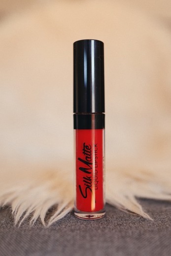 Flormar Silk Matte Liquid Lipsticks  SWATCHES