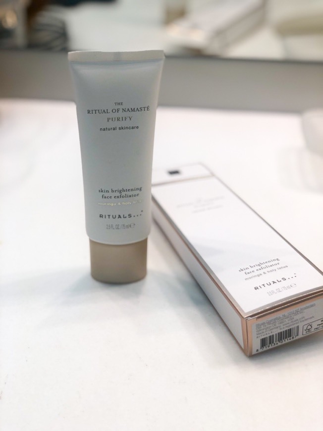Social The Ritual of Namasté Skin Brightening Face Exfoliator