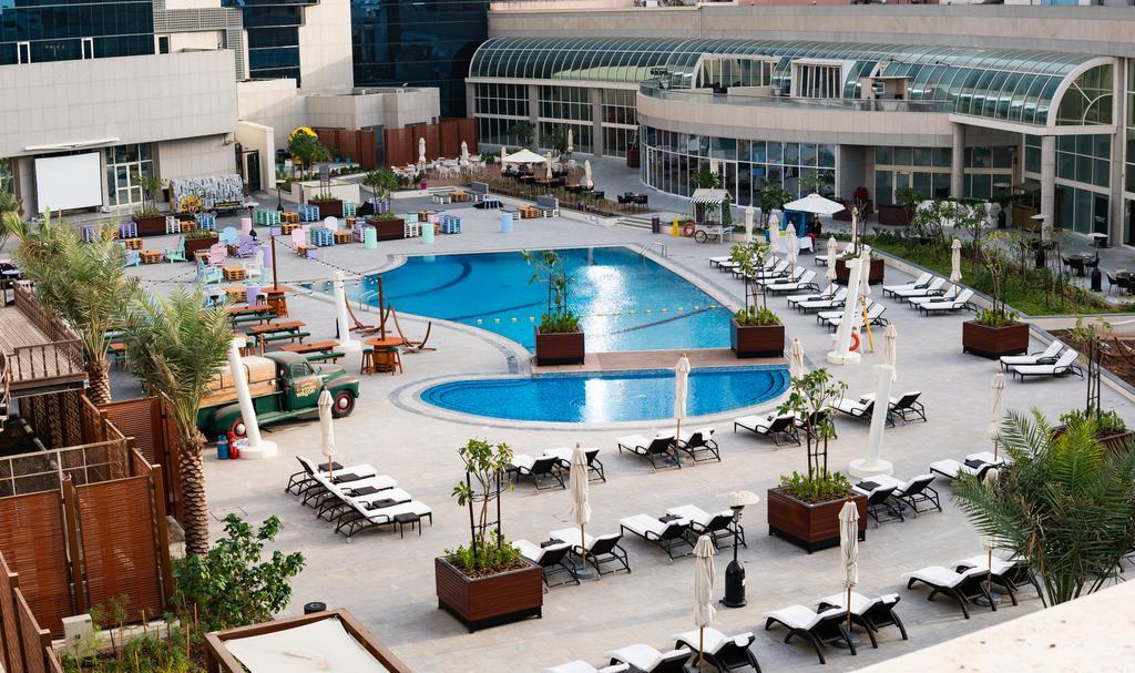 Place Al Ain Palace Hotel