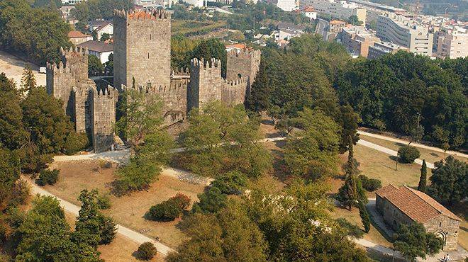 Place Guimarães Castle