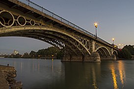 Place Puente de Triana