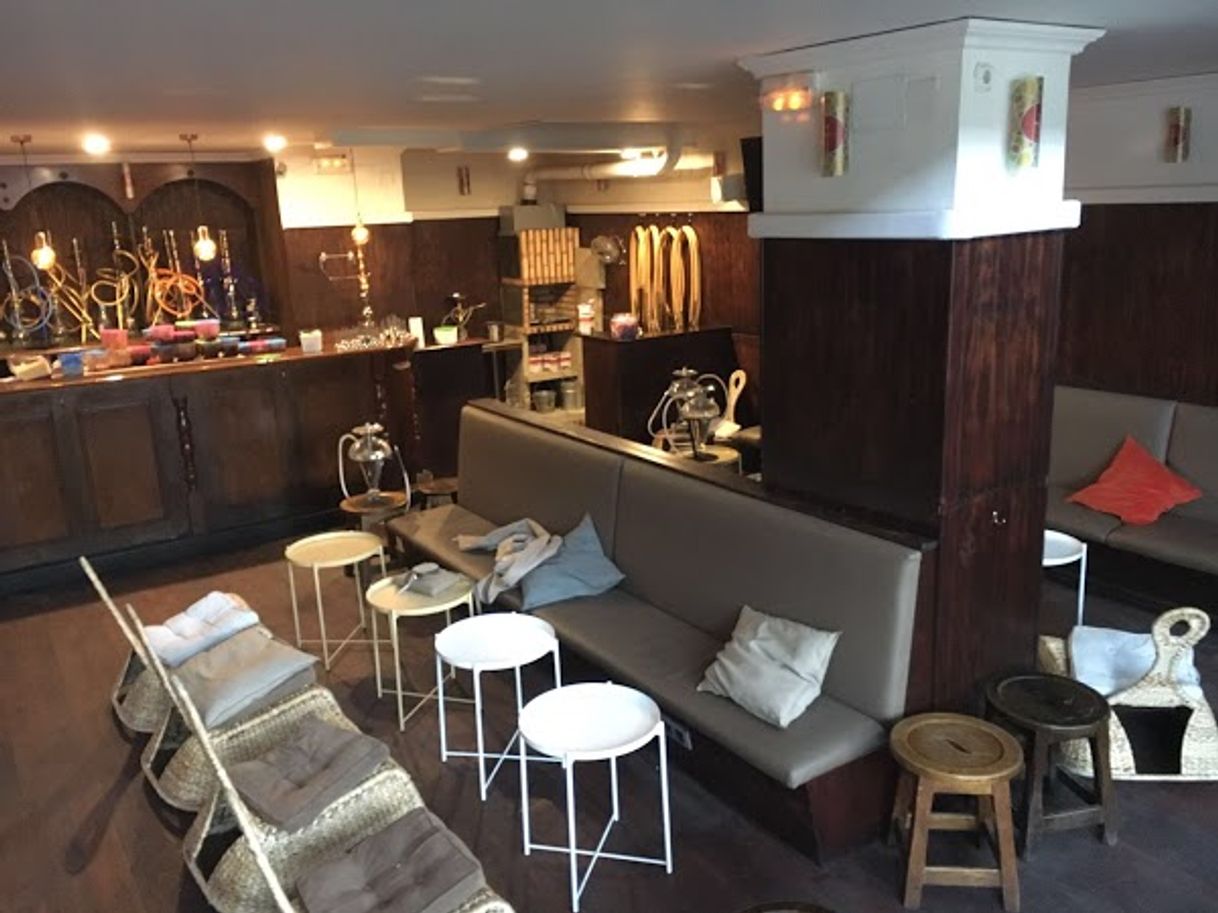 Place TEMARA • Narguilé, Drinks et Food