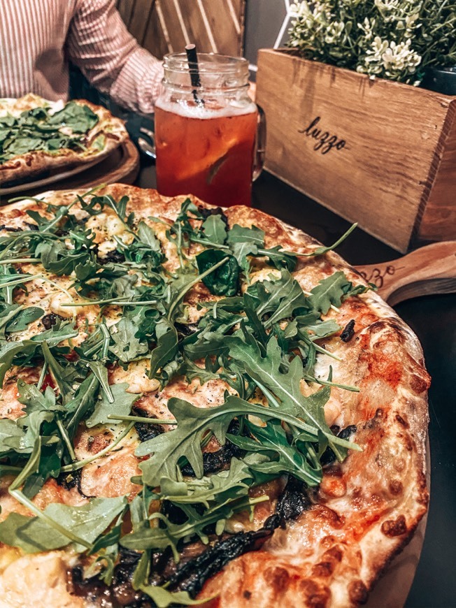 Restaurants Luzzo Pizzaria