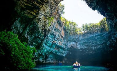 Place Melissani Cave