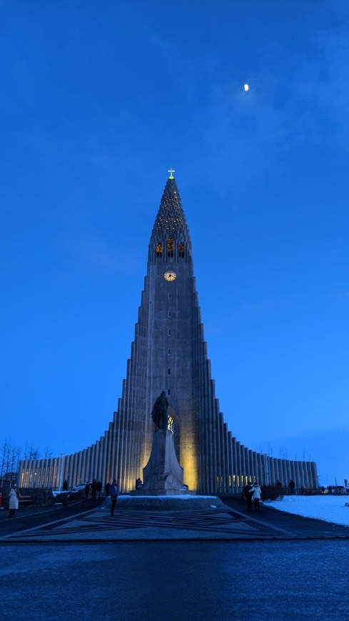 Moda Hallgrímskirkja - Wikipedia