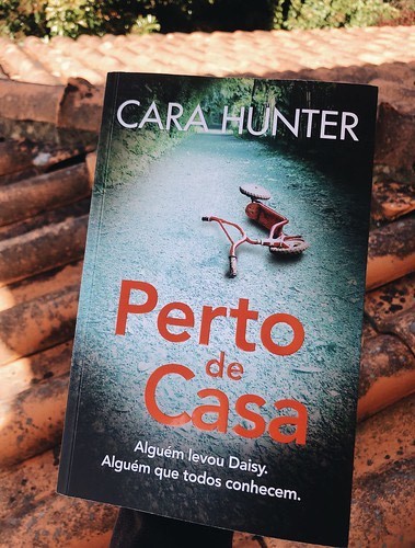 Libro Perto de Casa de Cara Hunter