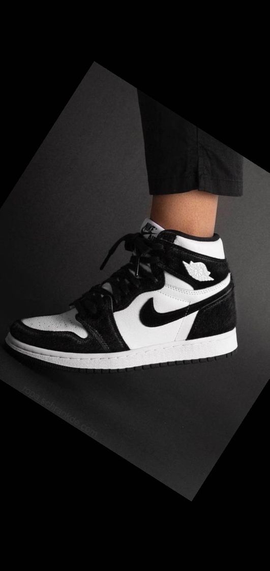 Social Son las Jordan 1 mid una de mis zapas fav