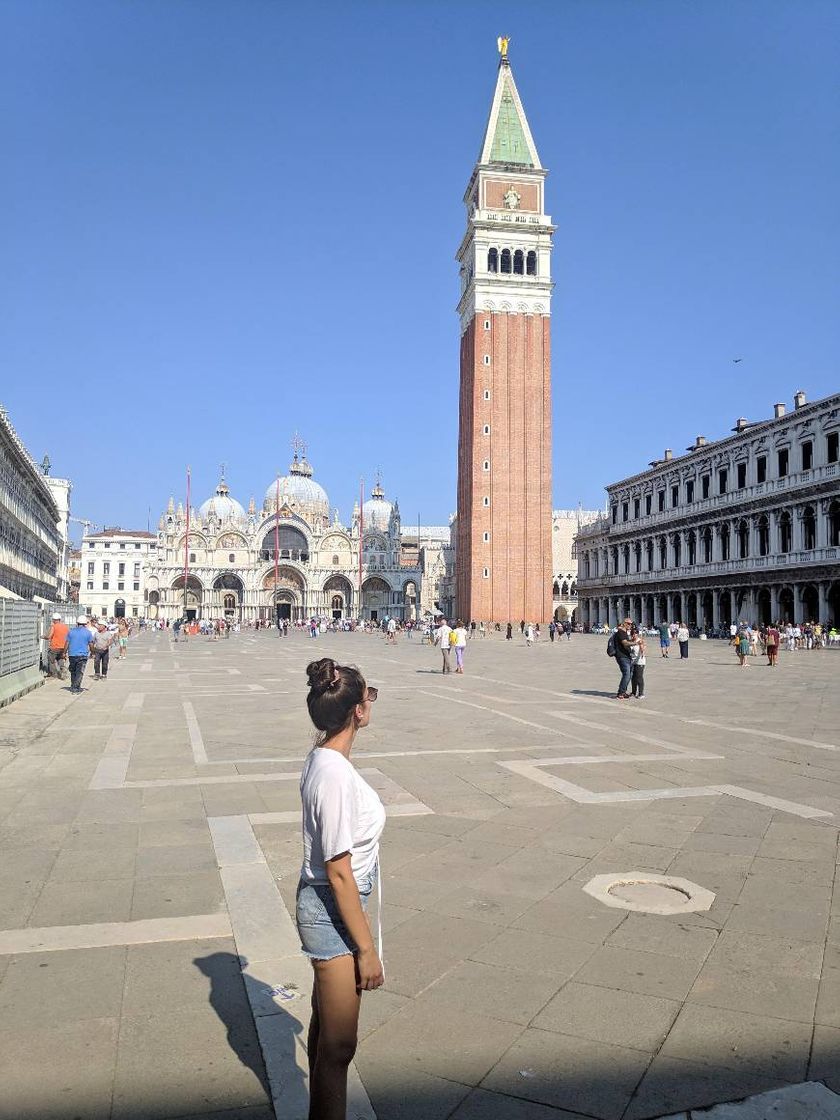 Place Plaza de San Marcos