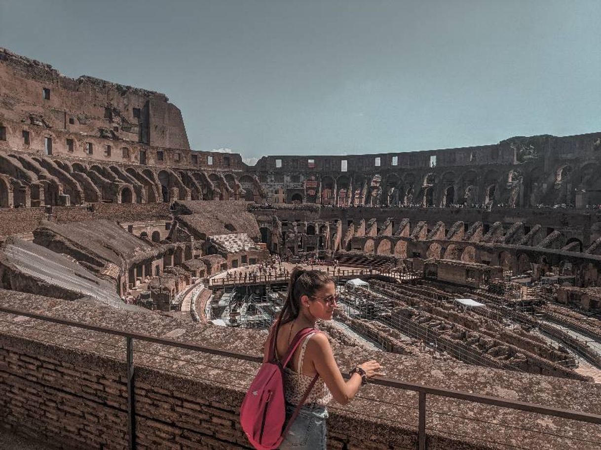 Place Colosseo