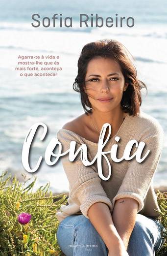 Livro "Confia" de Sofia Ribeiro 