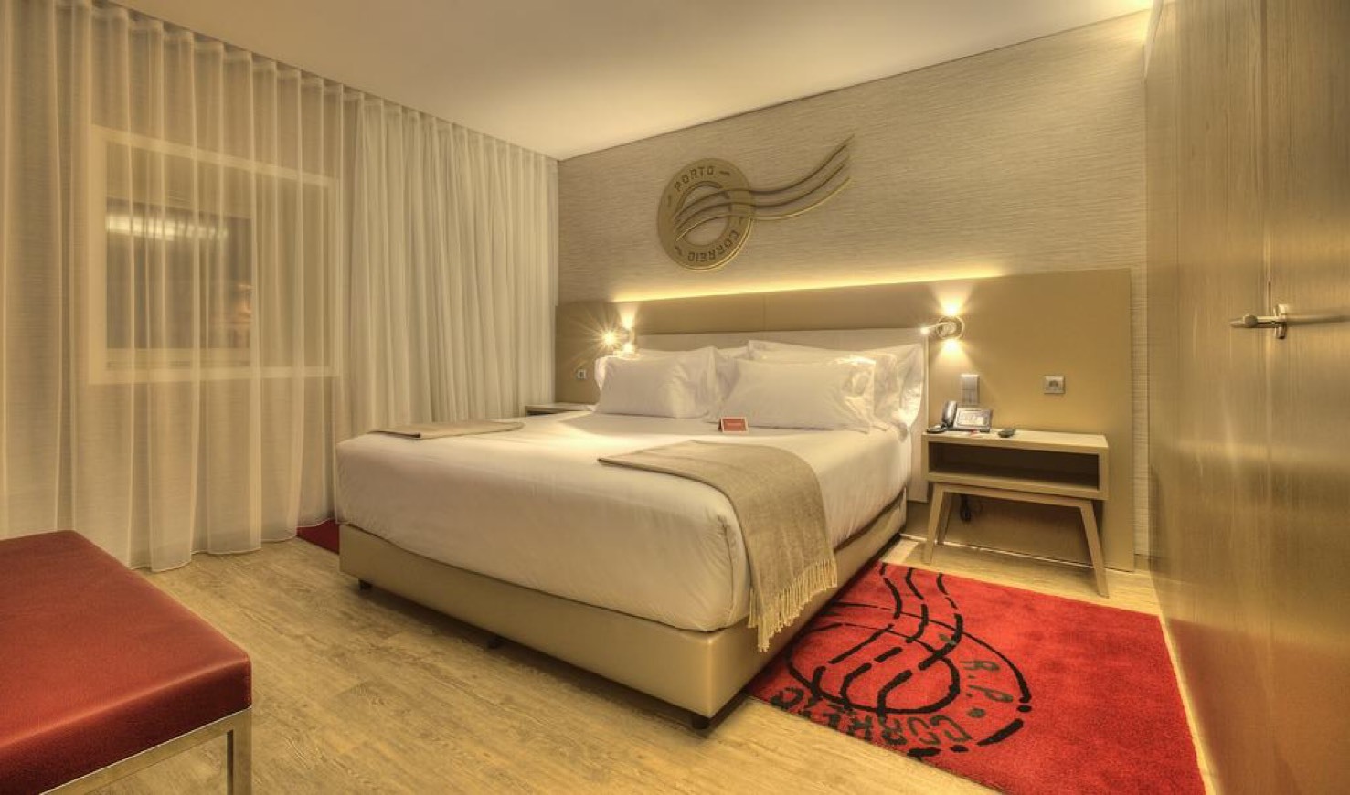 Lugar Hotel NH Collection Porto Batalha