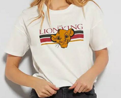 Products T-shirt The Lion King