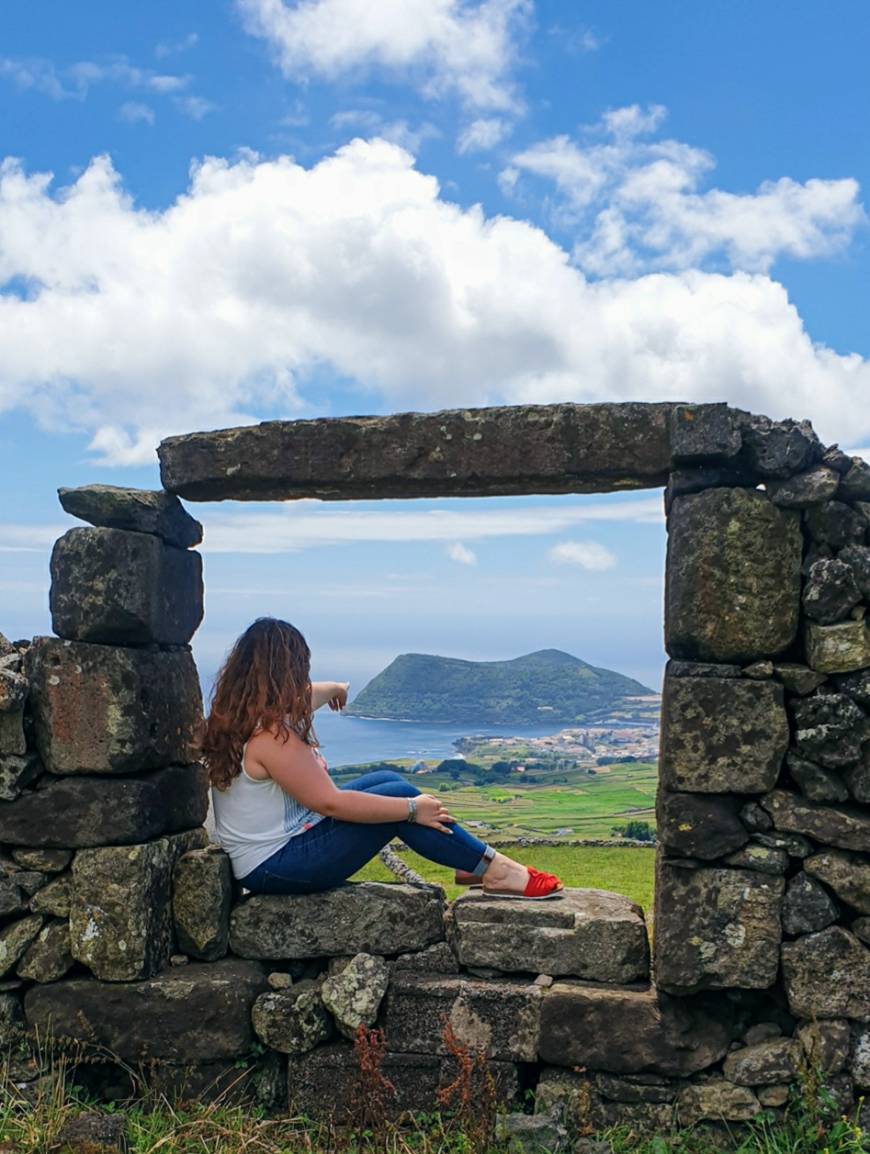 Place Miradouro da Serra da Ribeirinha