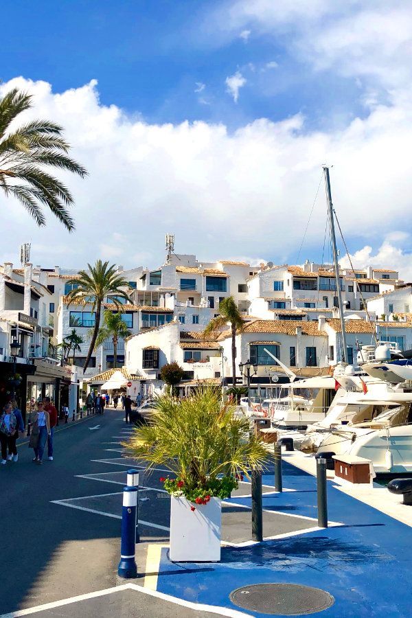 Places Marina Marbella S.A.