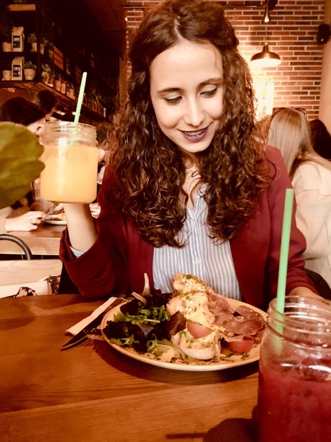Zenith - Brunch & Cocktails Bar
