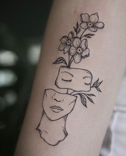 Sofia Dinis | Vegan Tattoo