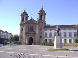 Place Igreja do Pópulo