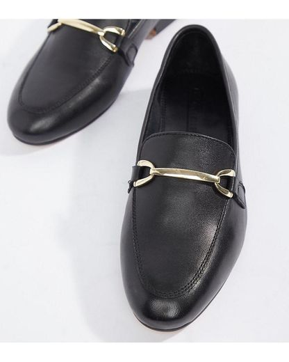 ASOS DESIGN Mariot leather chain loafers in black

