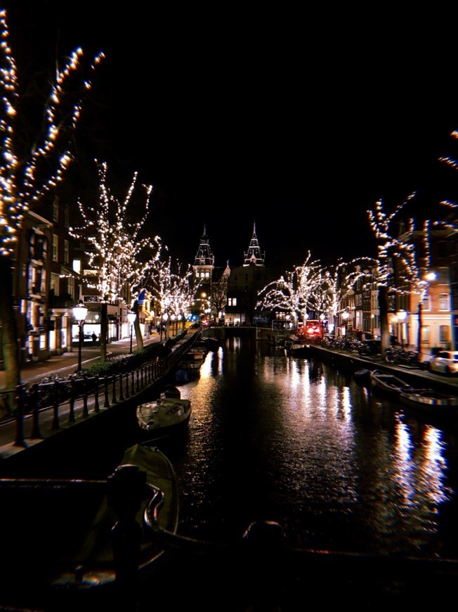 Place Canales de Ámsterdam