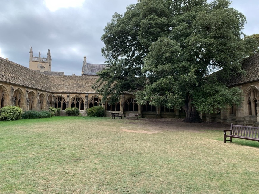 Places Cloisters