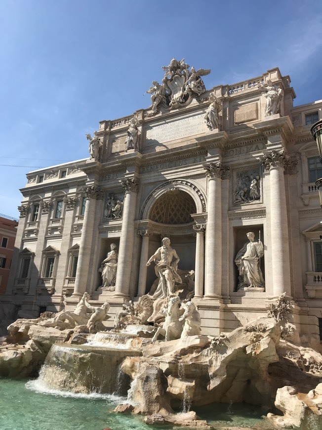 Place Fontana di Trevi