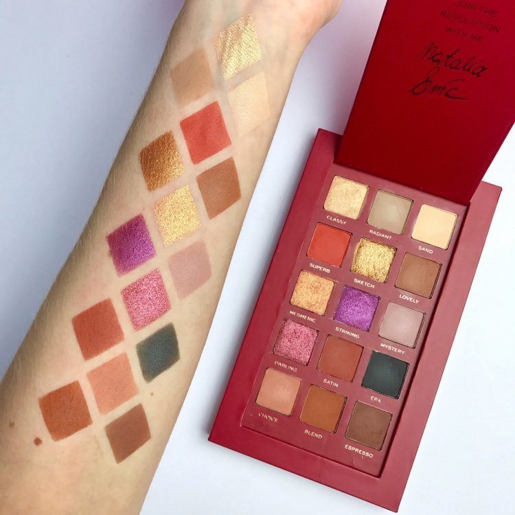 Productos Revolution Pro X Nath Eyeshadow Palette