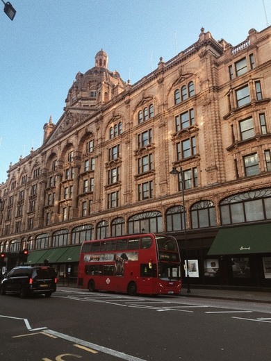 HARRODS LONDON