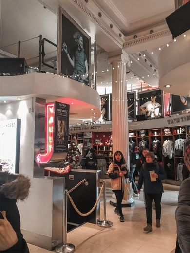 Hard Rock Rock Shop