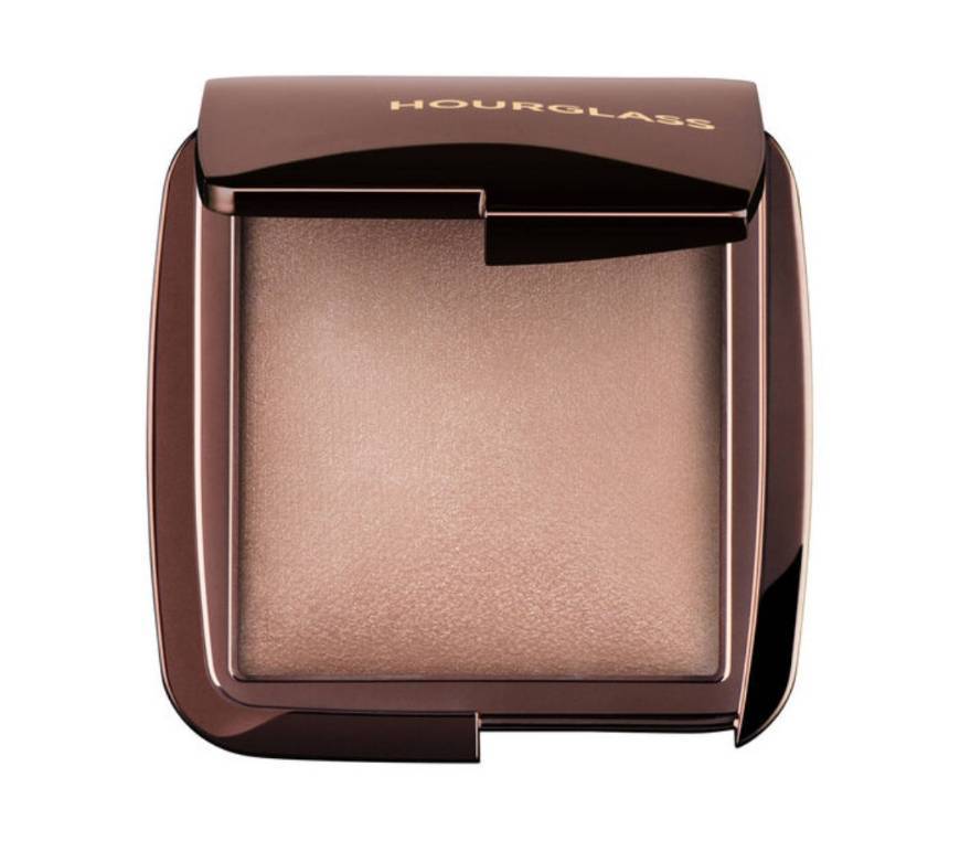 Fashion Hourglass ambient lighting powder