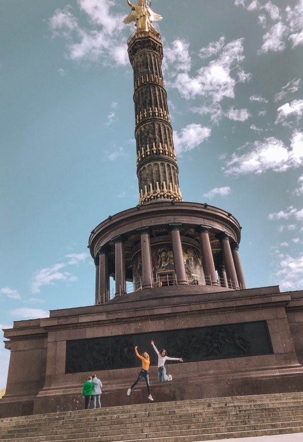 Lugar Victory Column