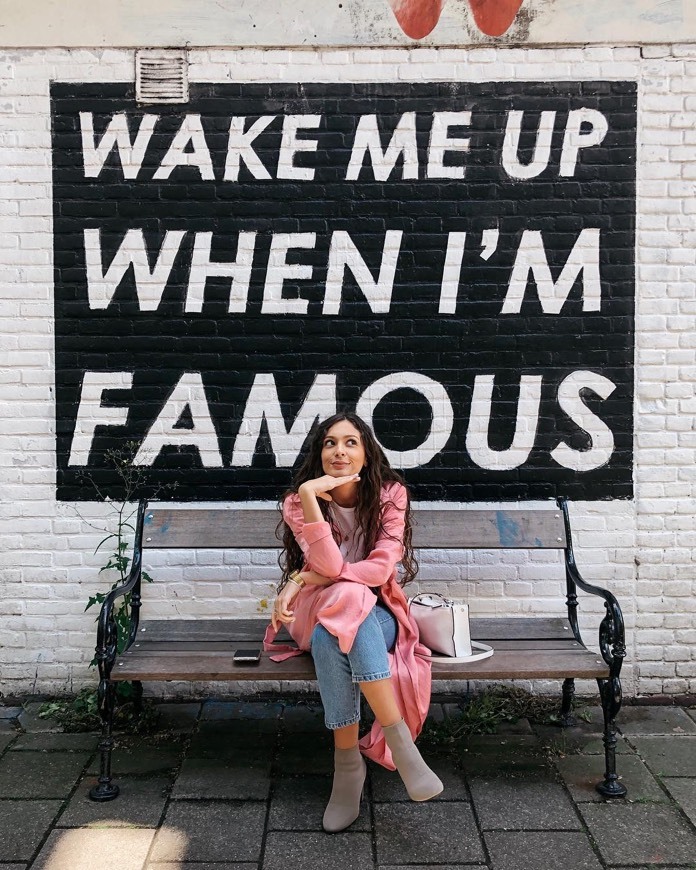 Lugar WAKE ME UP WHEN I'M FAMOUS Bench