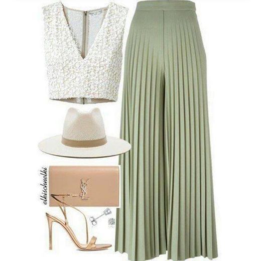 Outfit with palazzo trousers