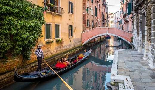 Gôndolas em Veneza