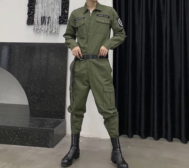 Product Mono estilo militar