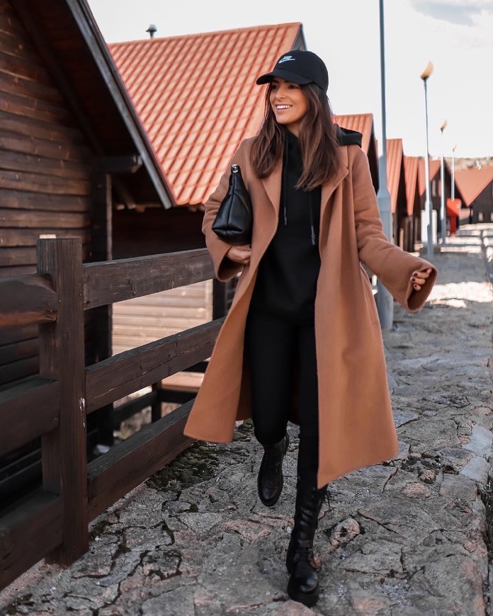 Moda Similar camel coat