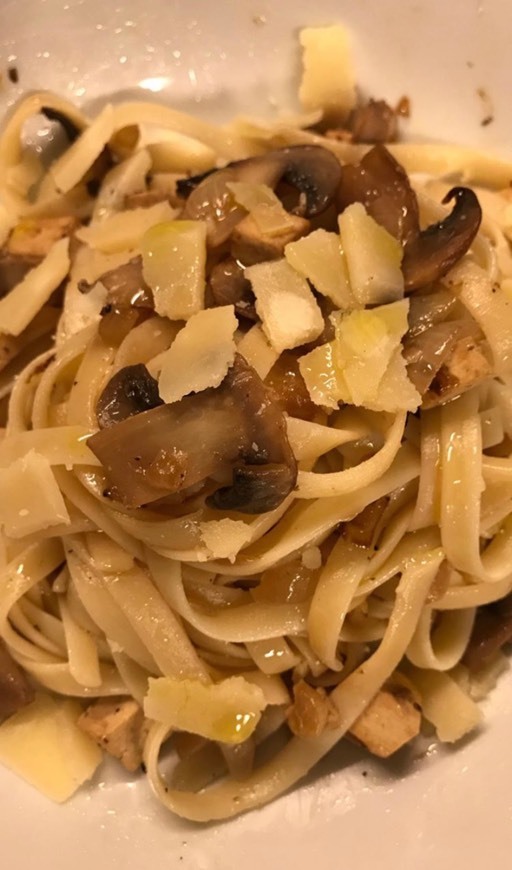 Moda Mushroom & truffle tagliatelle 