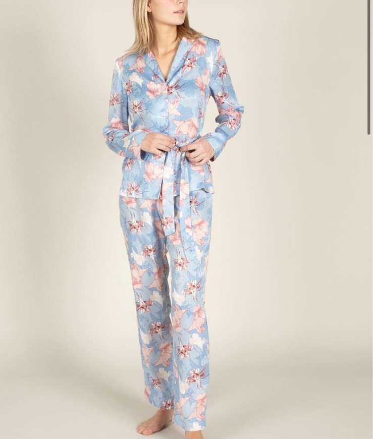 Fashion Pijama acetinado florido 