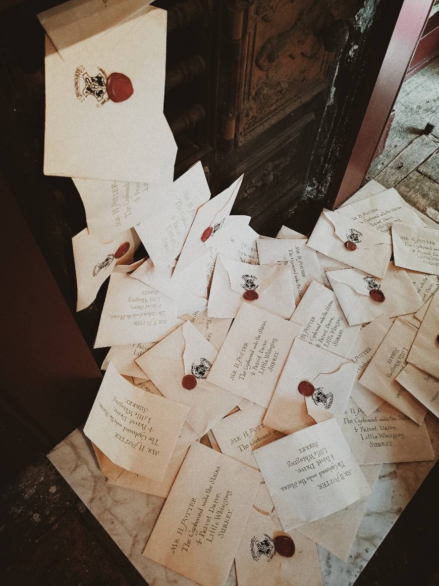 Lugar House of MinaLima