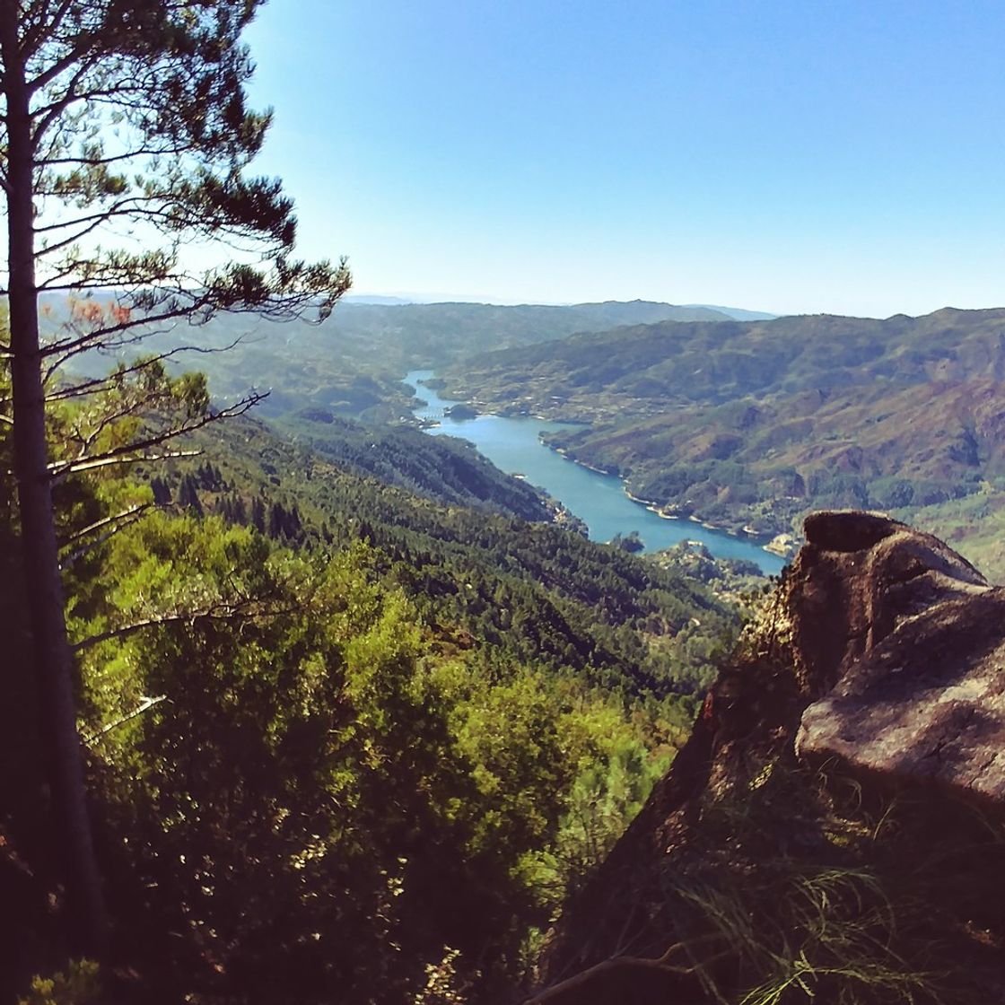 Lugar Miradouro da Pedra Bela