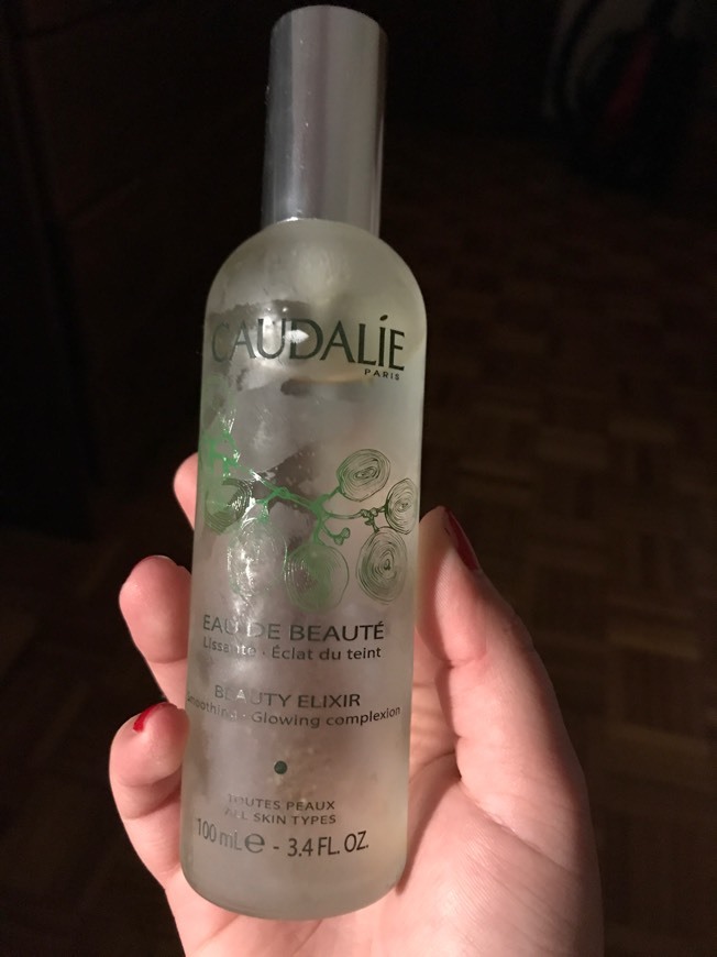 Products água de beleza caudalie 