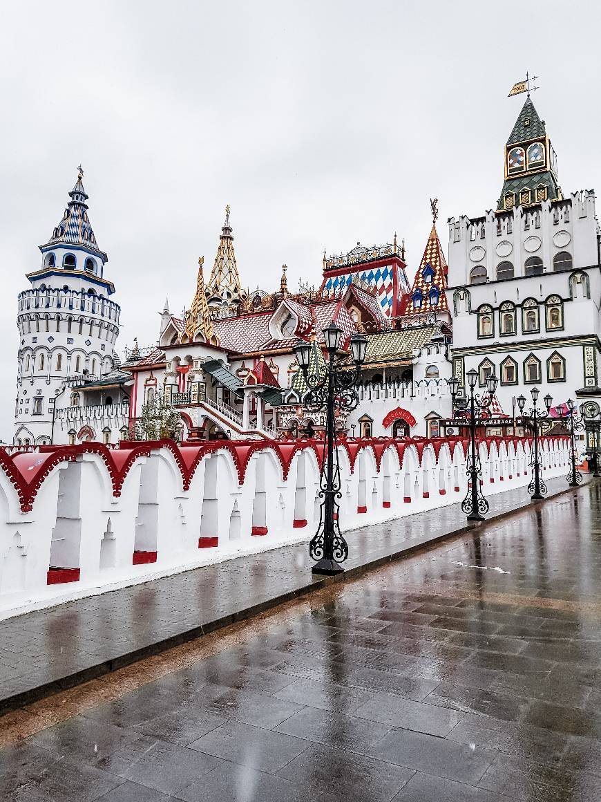 Place Izmailovo Market